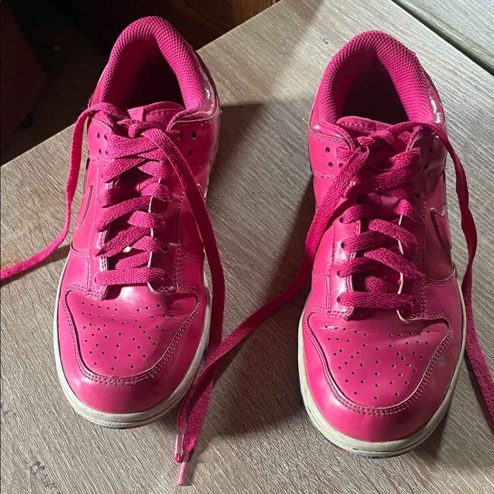 Nike Pink Women's Sneakers